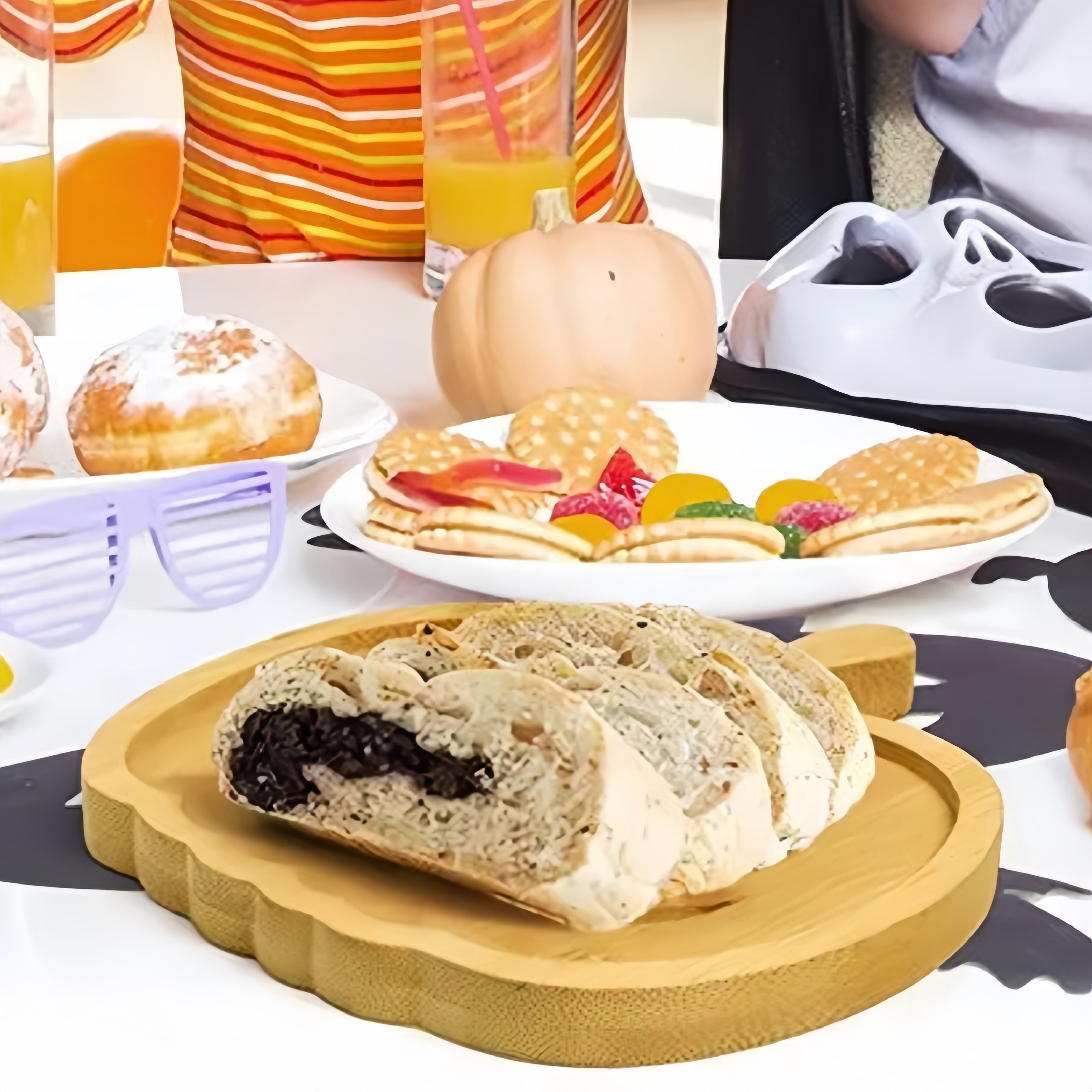 1pc Halloween-Themed Wooden Cutting Board - Easy Clean, Durable, Choose Your Design: Angry Pumpkin or - Perfect for Cheese, Charcuterie & BBQs - Ideal Kitchen Accessory