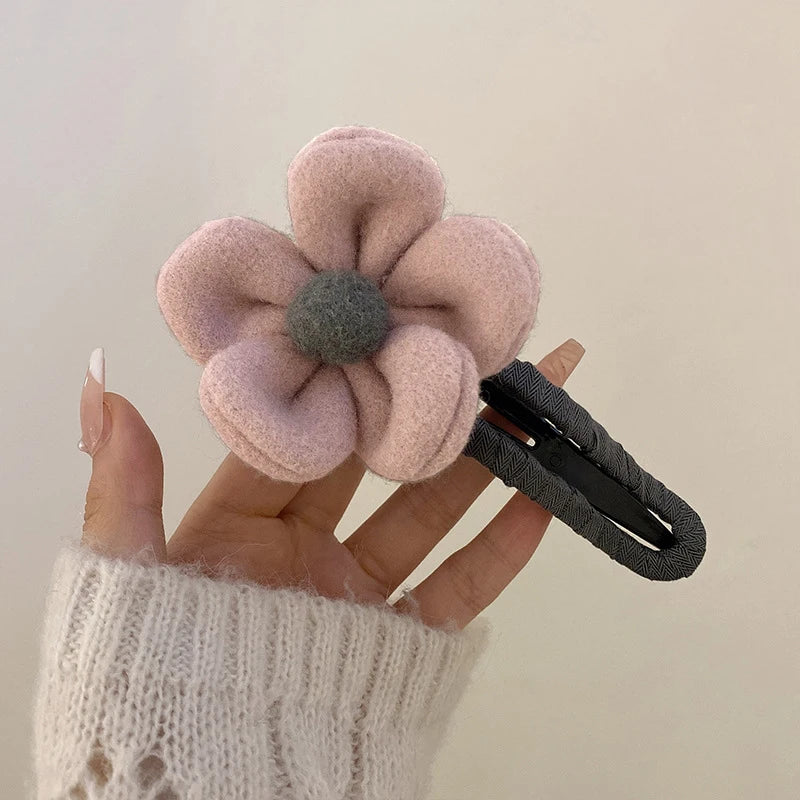 AWAYTR Autumn Winter Plush Flower Hair Claw Women Chic Duckbill Clip Hairpin Back Head Hair Clips Hair Accessories for Girls