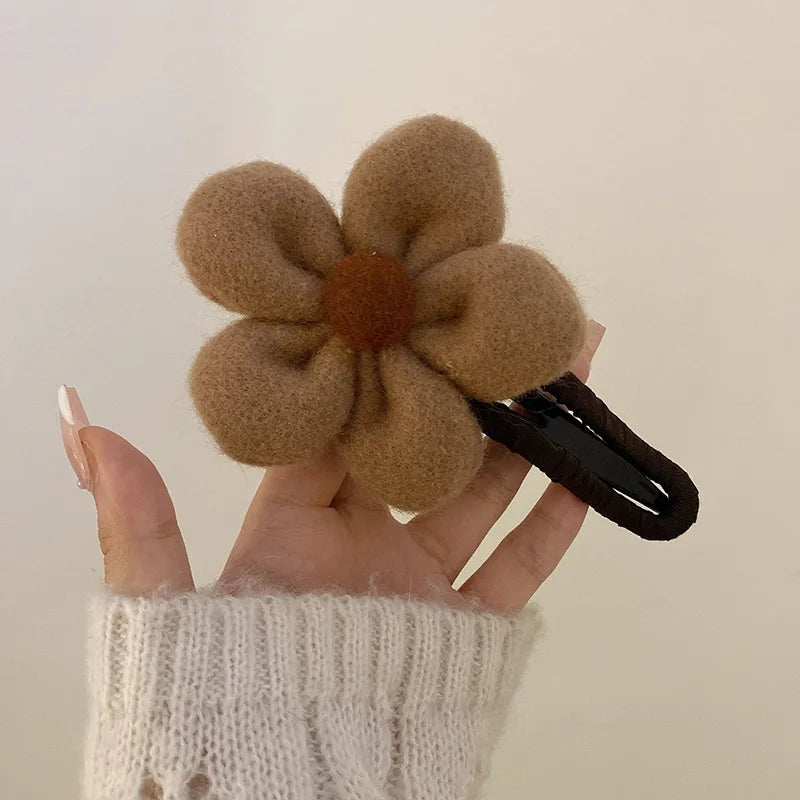 AWAYTR Autumn Winter Plush Flower Hair Claw Women Chic Duckbill Clip Hairpin Back Head Hair Clips Hair Accessories for Girls