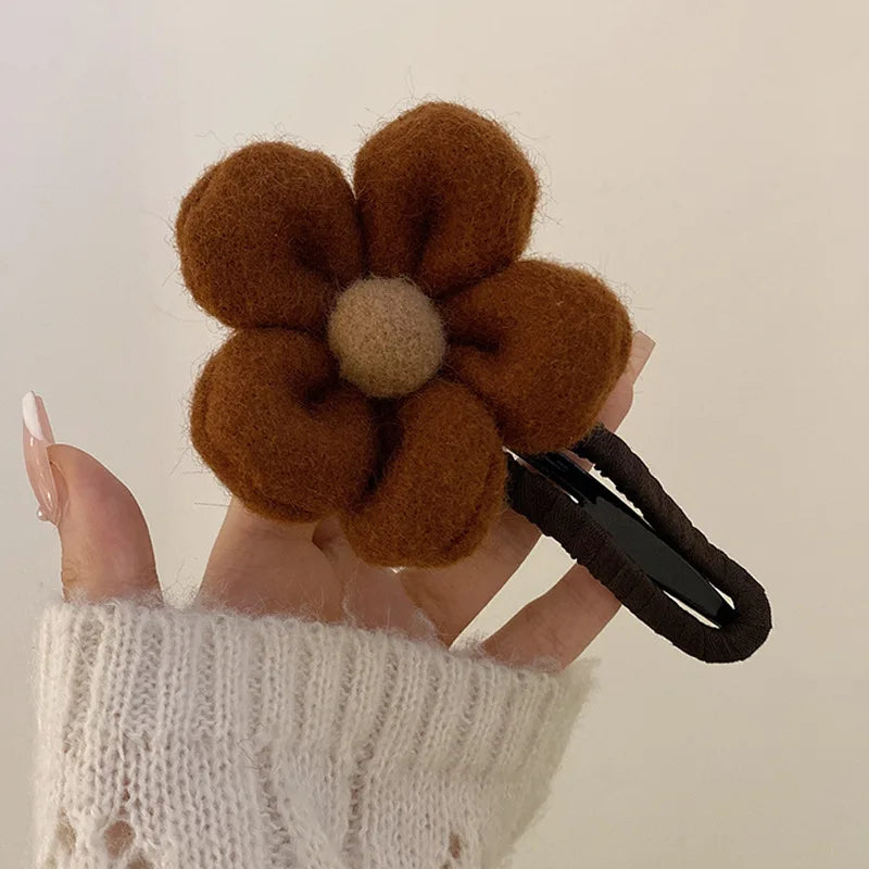 AWAYTR Autumn Winter Plush Flower Hair Claw Women Chic Duckbill Clip Hairpin Back Head Hair Clips Hair Accessories for Girls