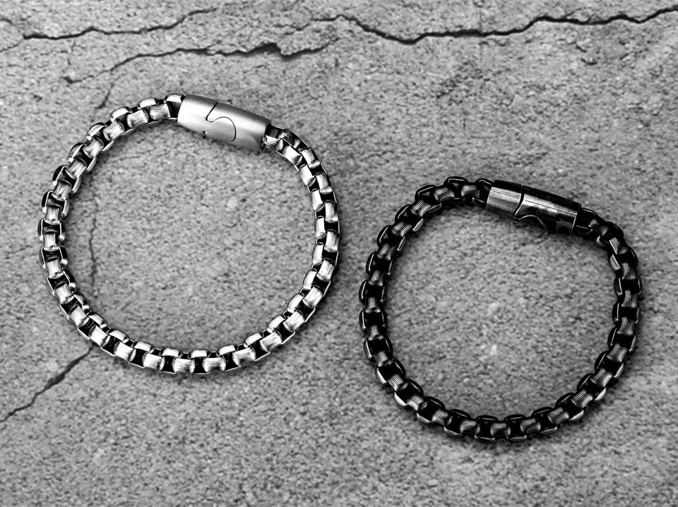 Stainless Steel Bracelet Men Vintage Hand Chain Punk Motorcycle Accessories boy Jewelry Retro Metal Charm Bracelets Friends Gift