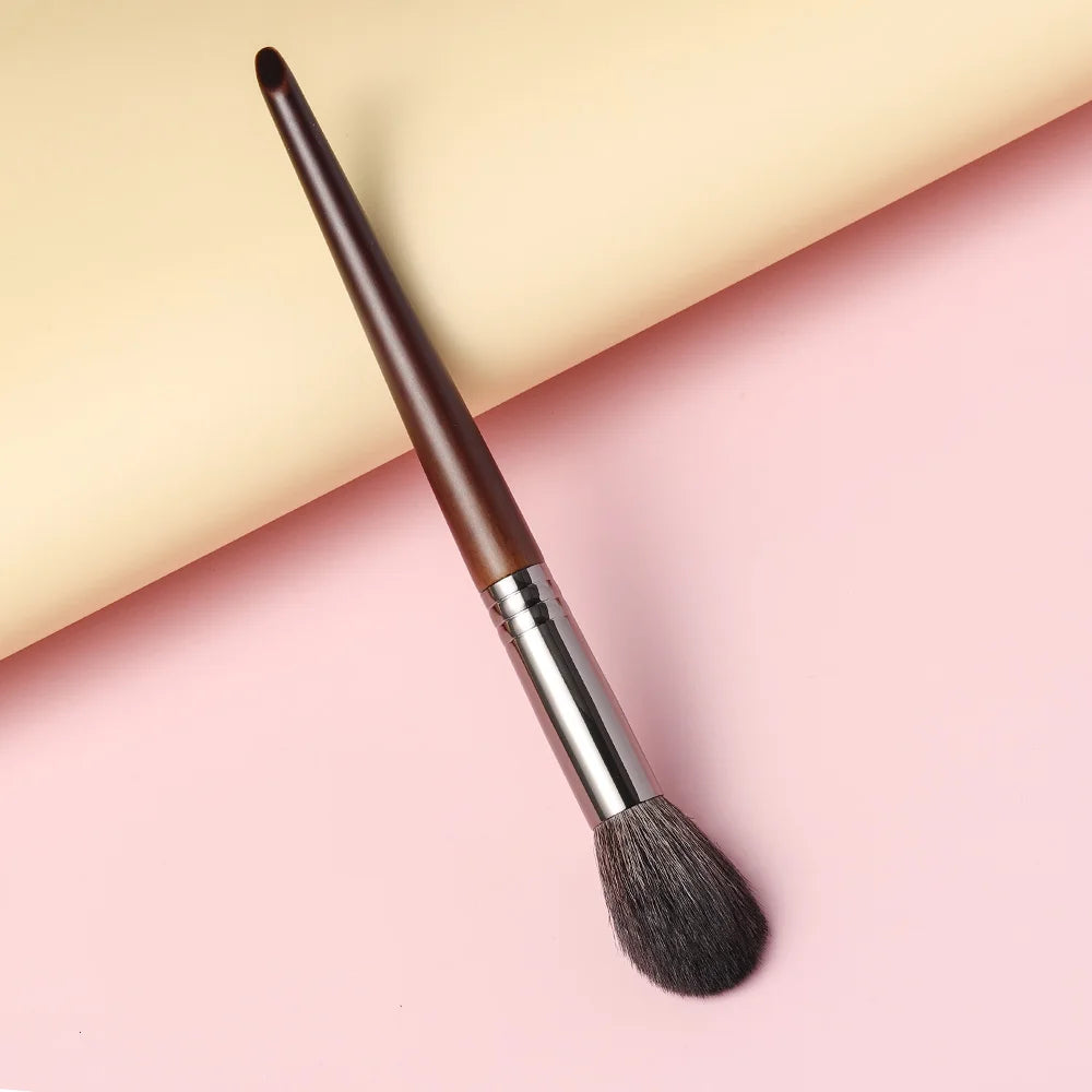 BETHY BEAUTY 1 PC Goat Hair Highlight Brush Blusher Blender Makeup Brushes Powder Blending Soft Make Up Tools for Face Cheek