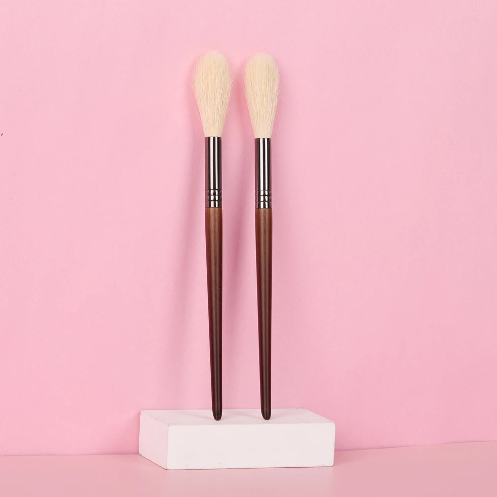 BETHY BEAUTY 1 PC Goat Hair Highlight Brush Blusher Blender Makeup Brushes Powder Blending Soft Make Up Tools for Face Cheek