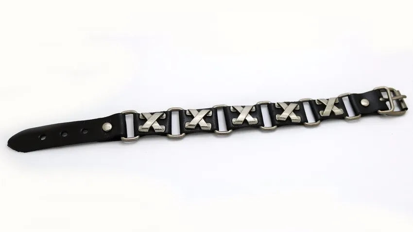 2018 New Accessories For Men And Women  Retro Casual leather Bracelet Men Fashion Punk Bracelet Bracelet