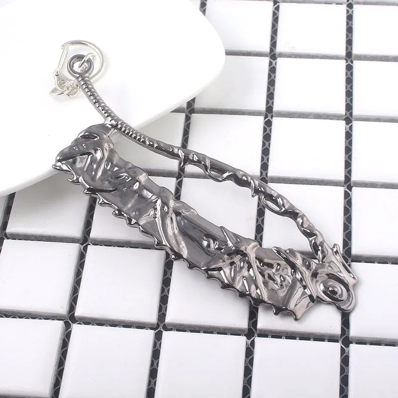 Game PS4 Bloodborne Axe Weapon Keychain For Men Women High Quality Metal Removable Keyring Pendant Men Car Women Bag Accessories