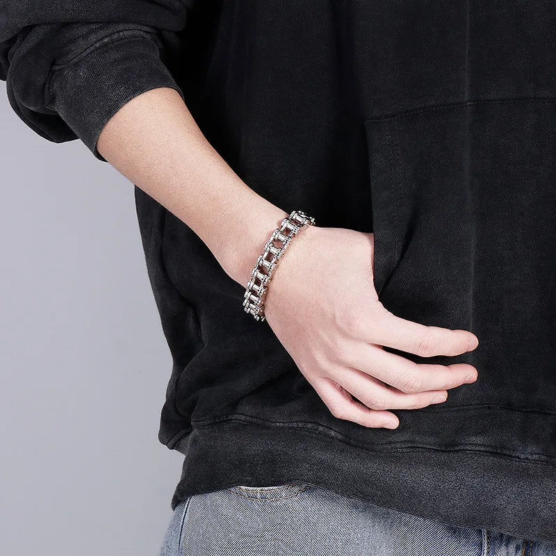 Trendy men's fashion accessories stainless steel bracelet Simple and versatile motorcycle bicycle chain men's jewelry