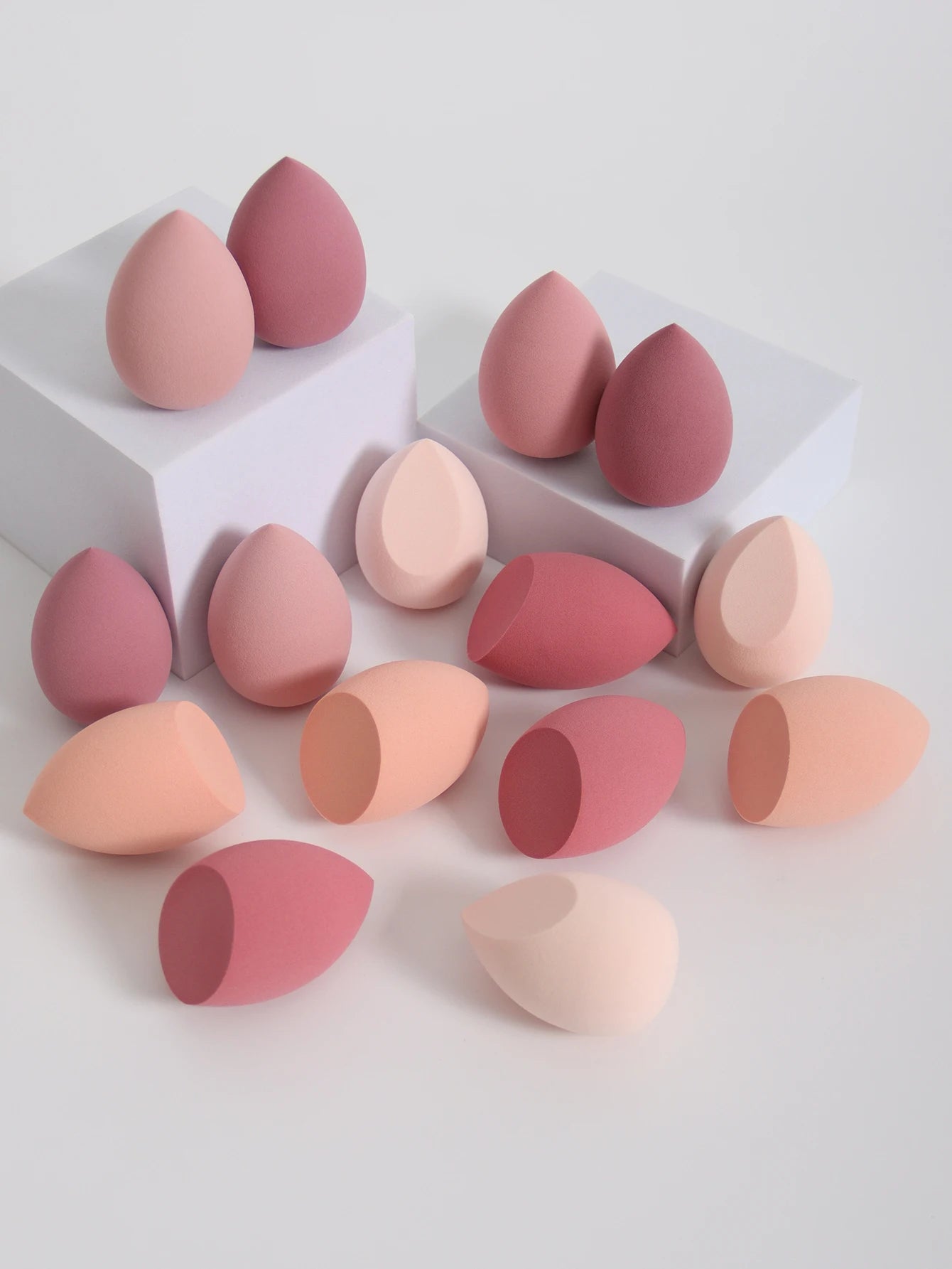 25 Beauty Eggs (Makeup Sponges), Foundation Make-Up Mixed Beauty Sponges, Liquid, Cream and Powder Flawless, Multi-Color Makeup