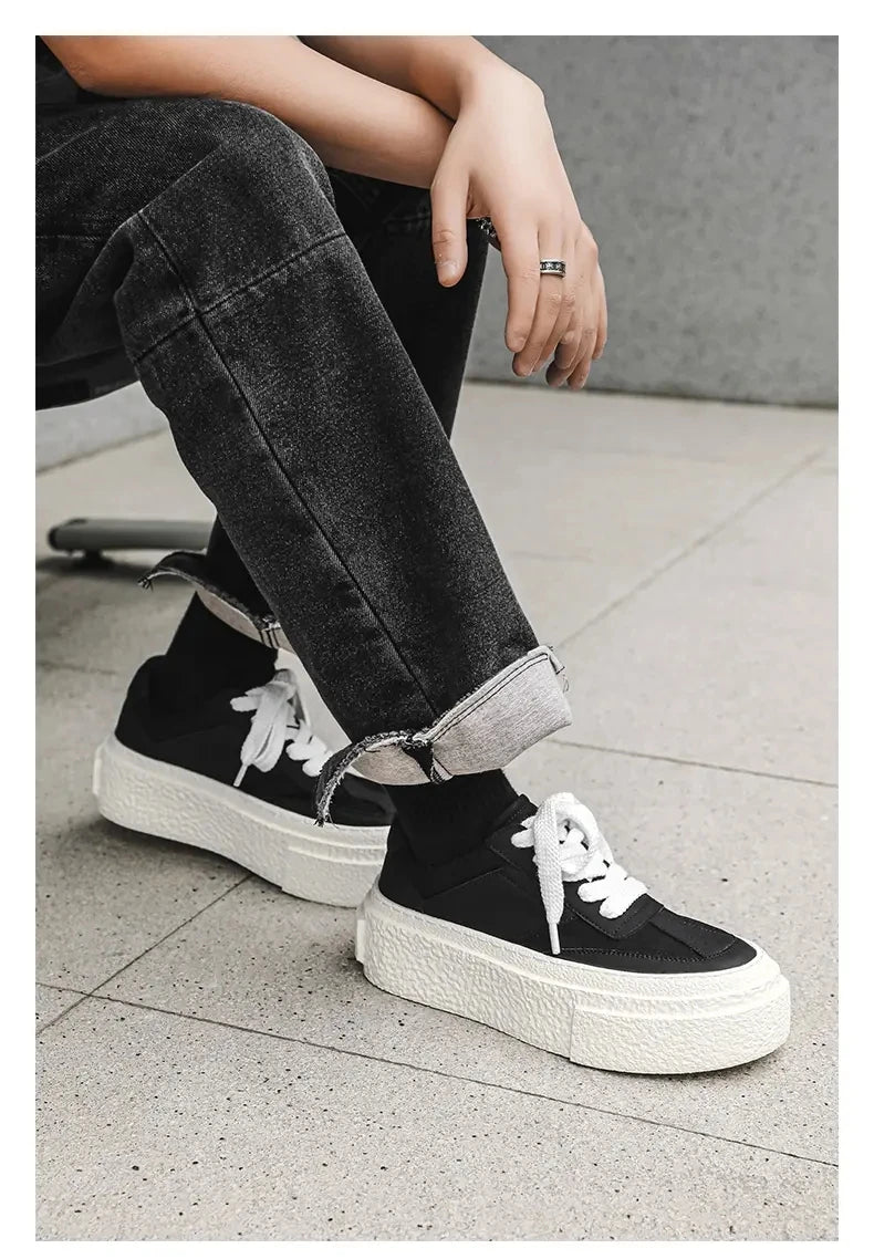 Men Fashionable Casual Sports Shoes Black White Thick-soled Lightweight Comfortable Outdoor White Sneakers Men Size 38-46