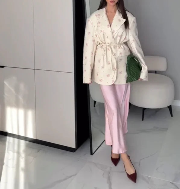 Women's Jacket Autumn/winter Fashion 2025 New Fashionable Printed Loose Fitting Suit Collar, Tie Up Waist Cinching Suit Jacket