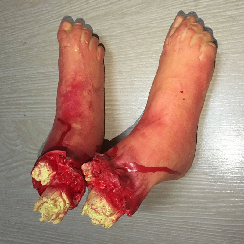 Halloween Props Horrible Blood Broken Fake Limbs Fingers Legs Arm Feet Latex Tricky Toys For Haunted House Decorations