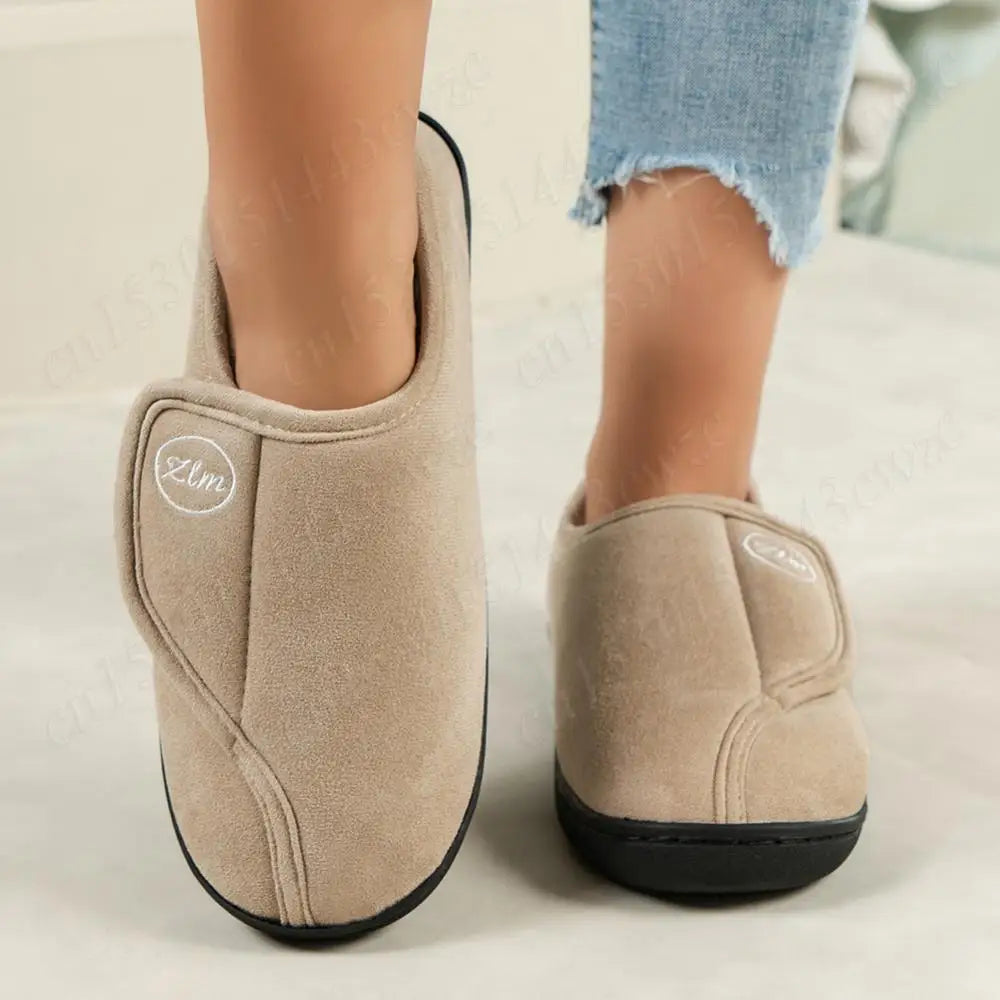 House Shoes for Men Suede Leather Slippers Non-Slip Slip-on Shoes Comfy Warm Plush Indoor/Outdoor for Diabetic Swollen Feet