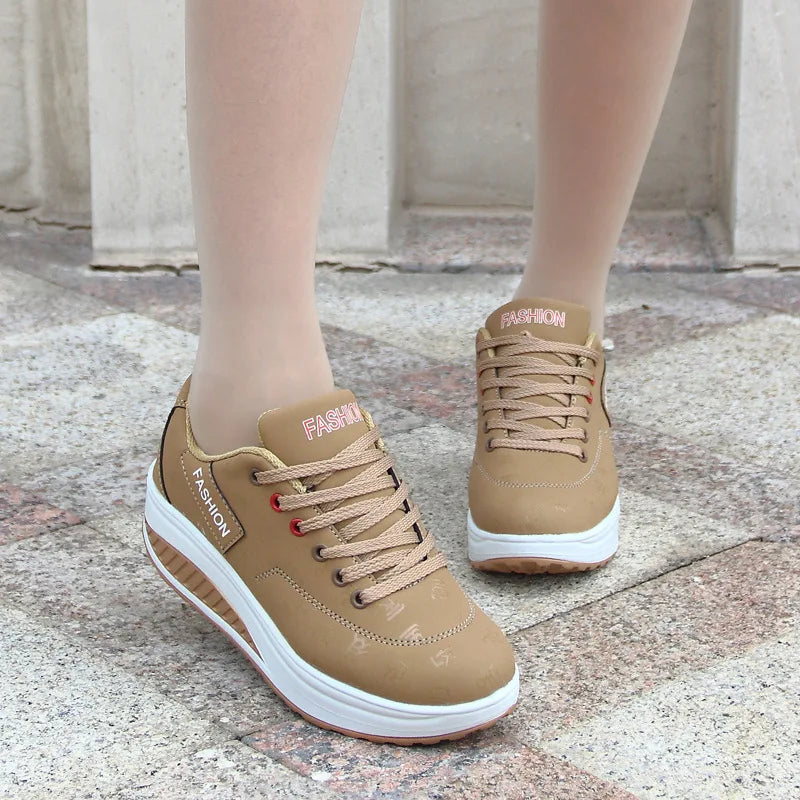 Women's Shoes Outdoor Casual Shoes Autumn Fashion Platform Vulcanized Shoes Flat Sole Walking Shoe Plus Size Lace-up Sneakers