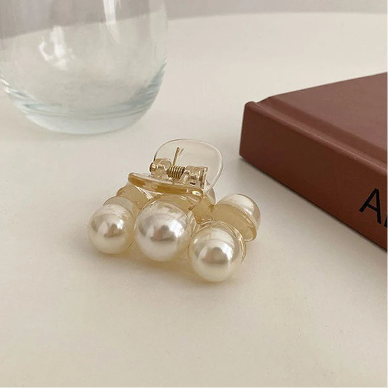 1PC Elegant Pearls Beads Hairpin for Women Headwear Horsetail Hair Clips Hair Crab Accessories Fashion Geometric Hair Claw