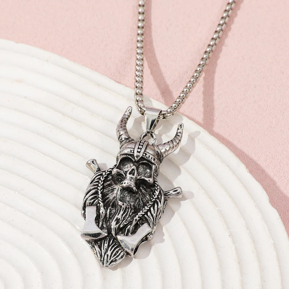 Men's Cool Personalized Viking Skull Pendant Accessories Retro Gothic Gift Toys Suitable for Giving to Friends as Gifts