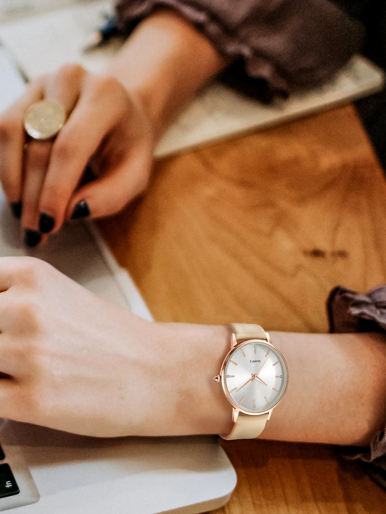 Watches for Women Leather Band Luxury Watches Quartz Watch Casual Bracelet Watch for Women