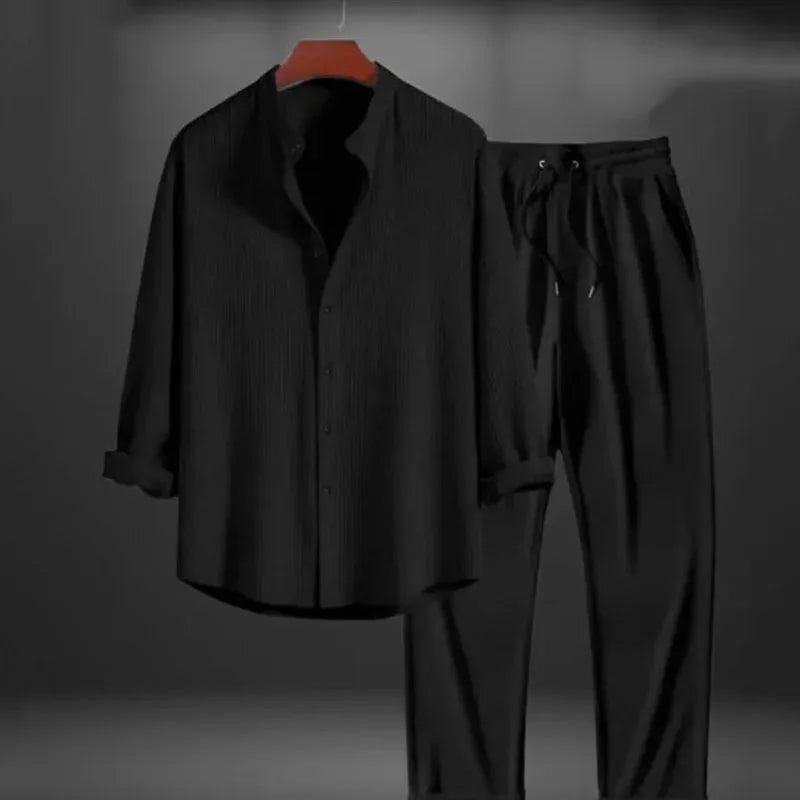 Two-piece set of single-buttoned shirts for men, solid shirts with drawstring, straight pants.
