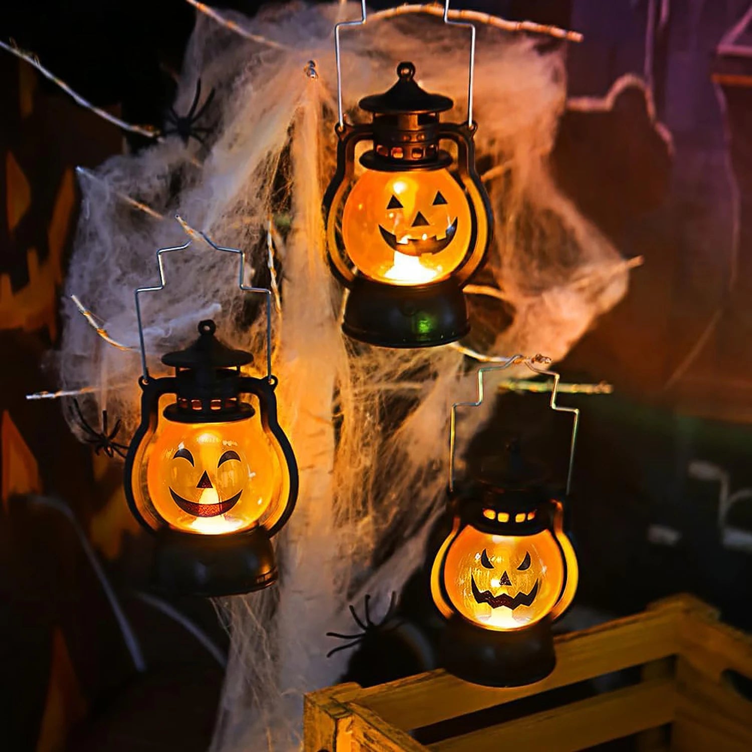 Halloween Oil Lamp，LED Electronic Wax Candle Light，Handheld Lantern，Party Atmosphere Props，Luminous Ornaments