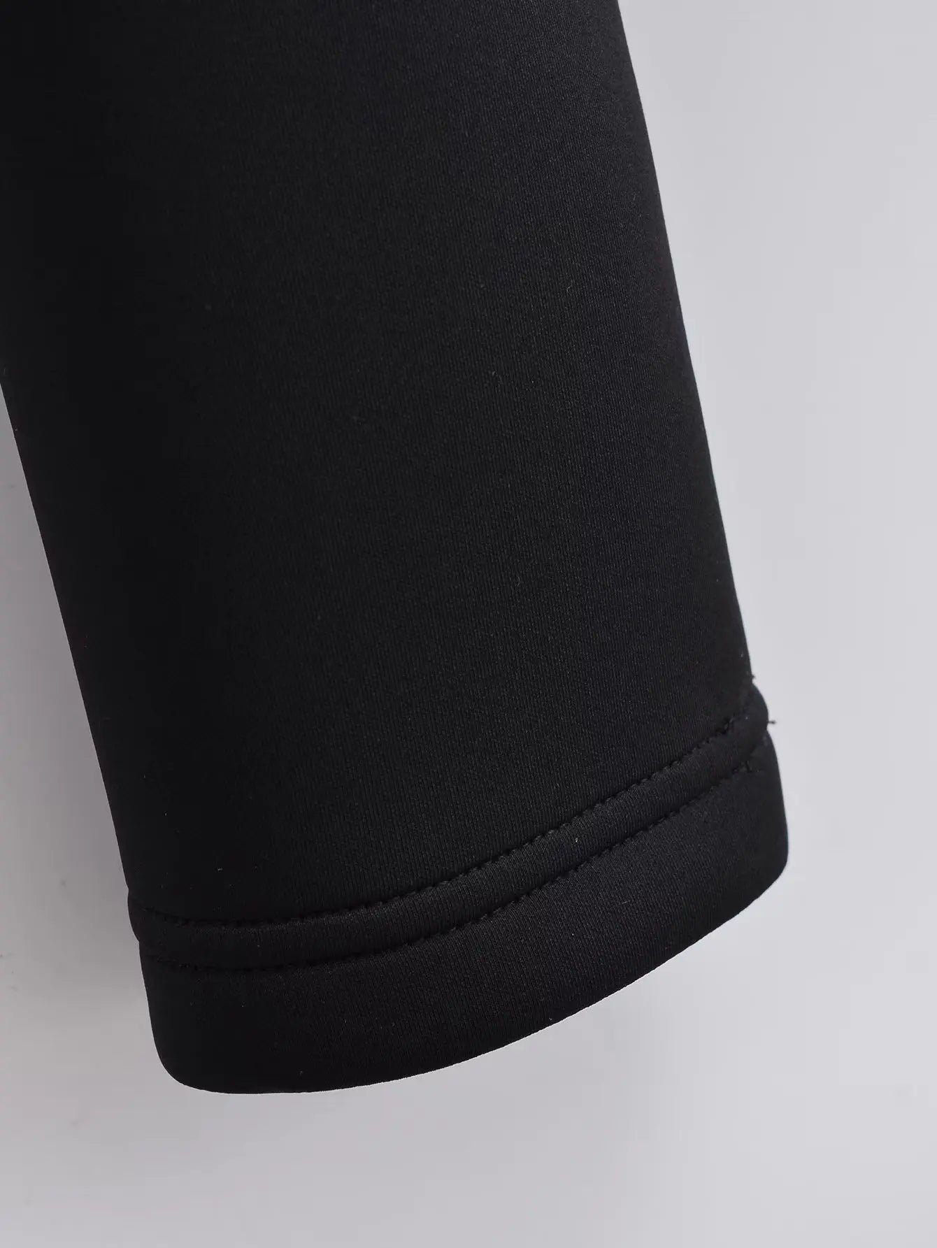 Winter Jackets For Women 2025 Black Spliced Long Sleeve Winter Women's Cold Coat Luxury Parkas Female New In Outerwear