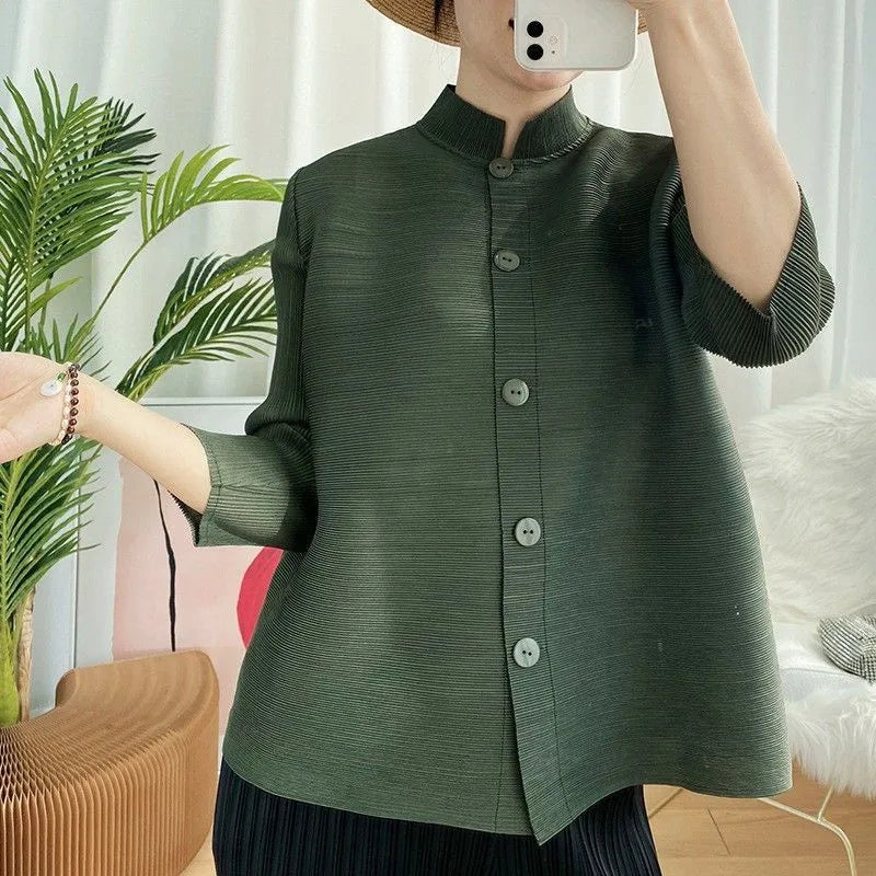 Women's Classic Coat 2025 Spring Autumn Female Temperament Stand Collar Short Mother Jacket Cropped Sleeve Cardigan Overwear