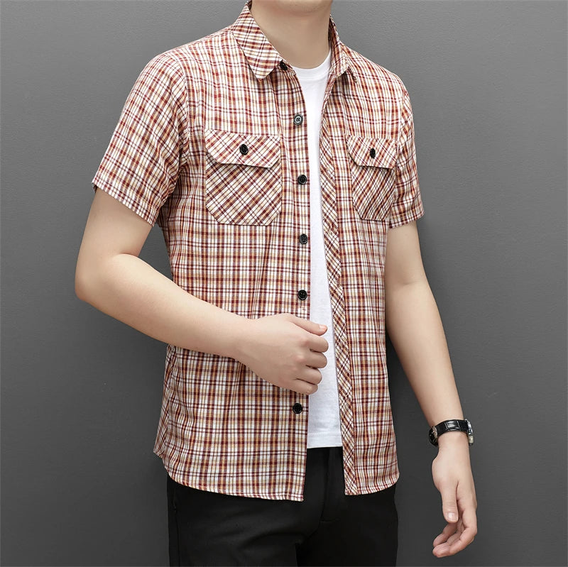 Men's Striped Workwear Casual Short Sleeved Shirt Wrinkle Resistant and Non Ironing Fashionable Top