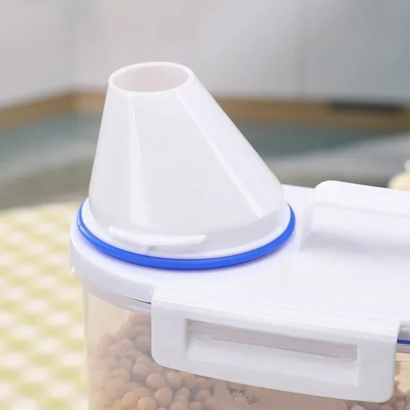 Kitchen grain storage box, household kitchen transparent plastic PP food container,rice and flour storage box with measuring cup