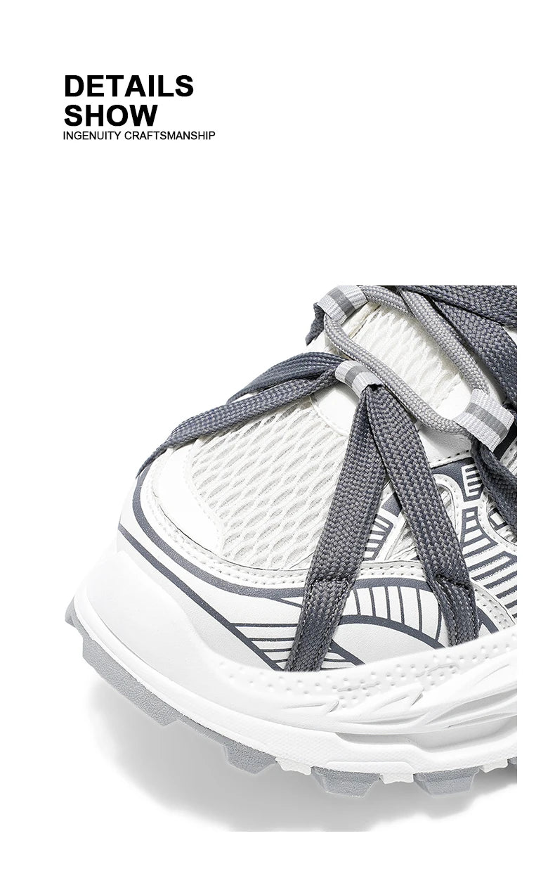 Men's Shoes Fashion White Sneakers For Men Lace up Skateboard Board Shoe Thick Sole Versatile Vulcanized Shoes Zapatillas Hombre