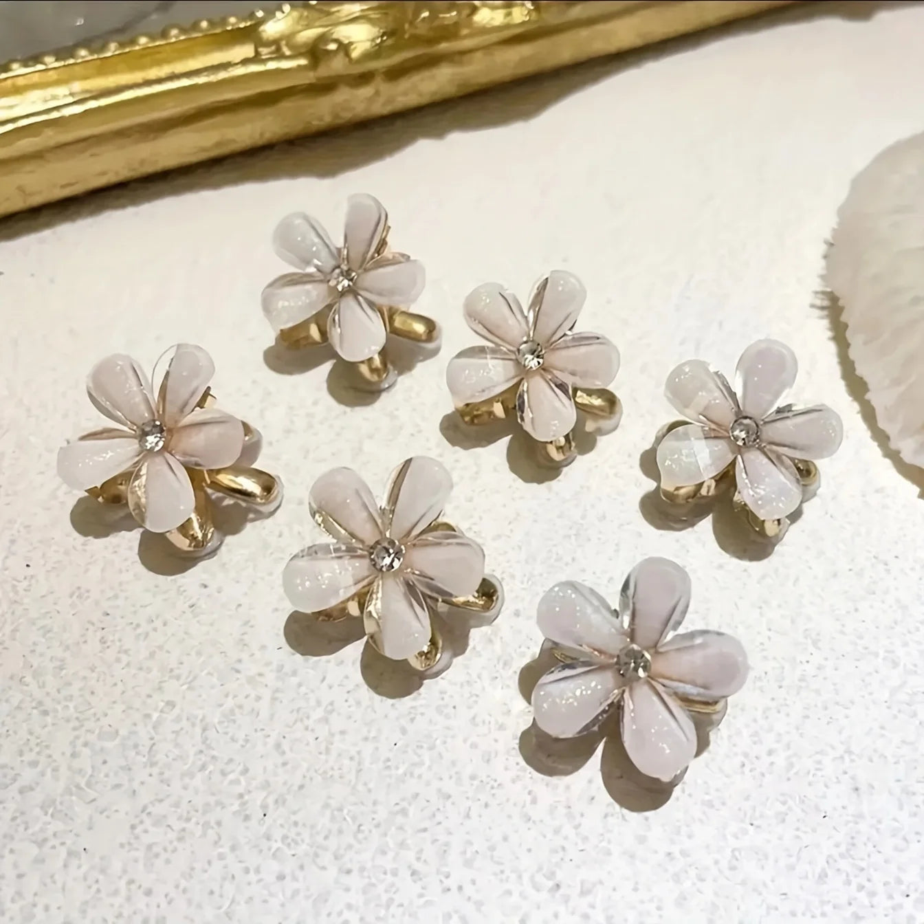 6pcs 3pcs 1pc Kids Women Girls Flower Shaped Hair Grab Clips, Faux Pearl Decorative Hair Barrettes Hair Decoration Accessories