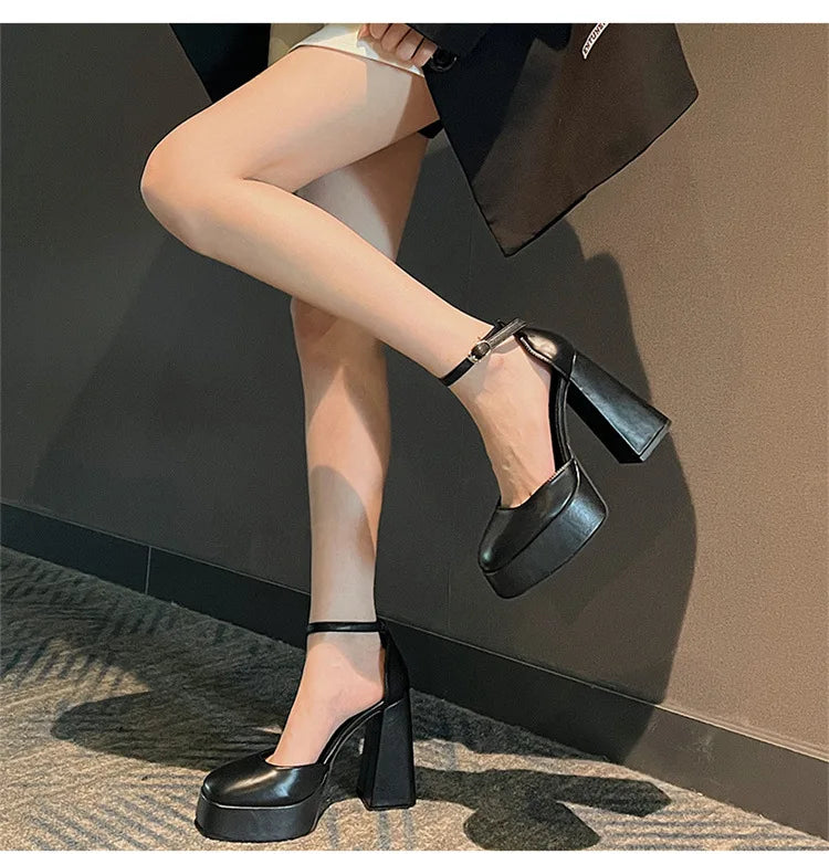 Outdoors Women's Shoes Platform Solid Color New 2024 Hot Sale summer Shallow Mouth Buckle Round 9cm high heels Shoes for Women