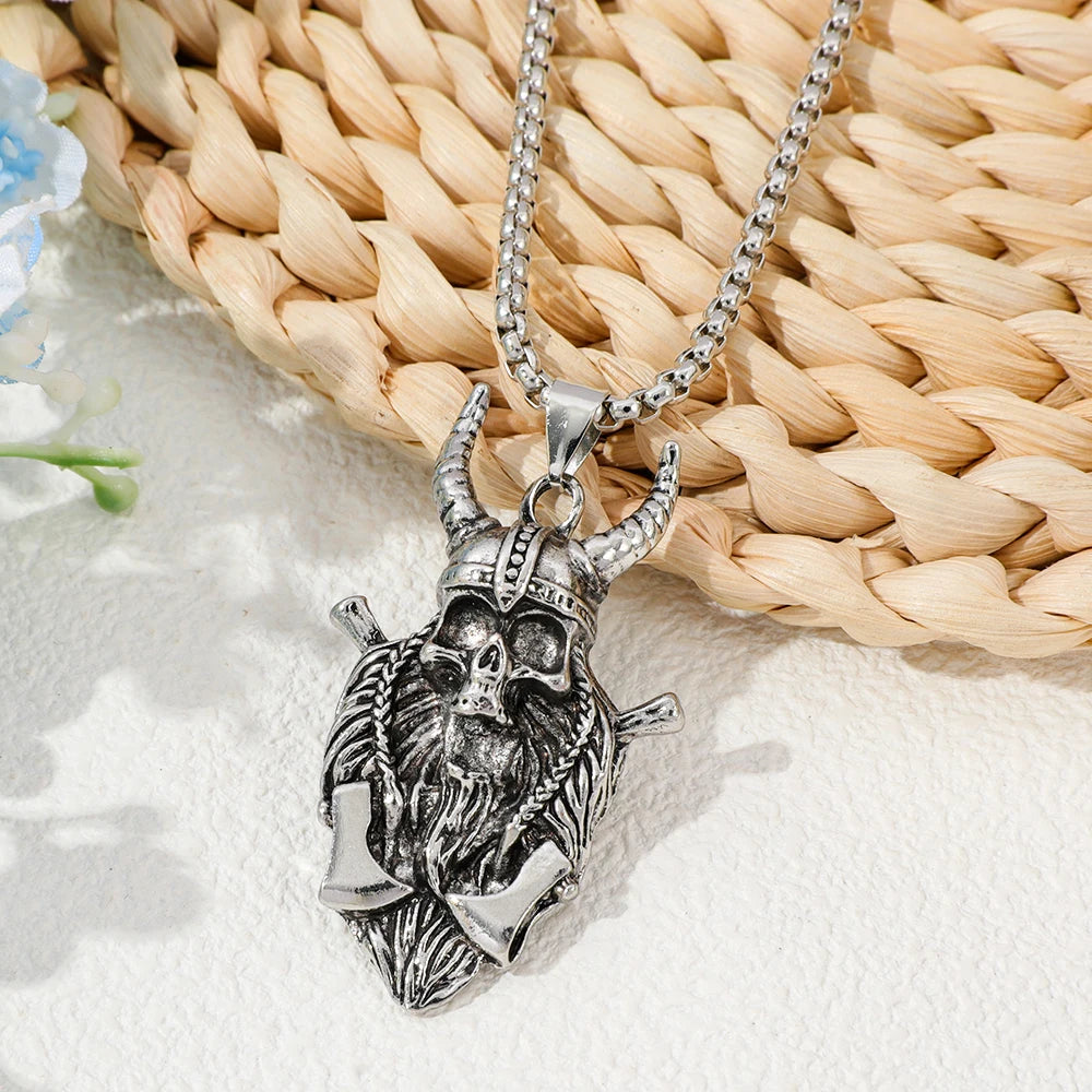 Men's Cool Personalized Viking Skull Pendant Accessories Retro Gothic Gift Toys Suitable for Giving to Friends as Gifts