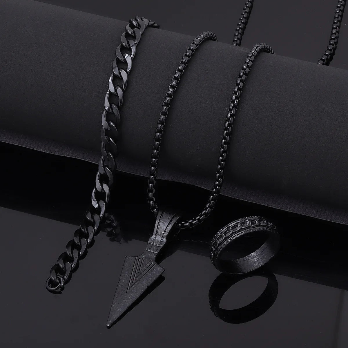 Metal Arrow Pendant Necklace Bracelet Ring for Men Jewelry Set Male Punk Hip Hop Outdoor Travel Parties Daily Wear Accessories