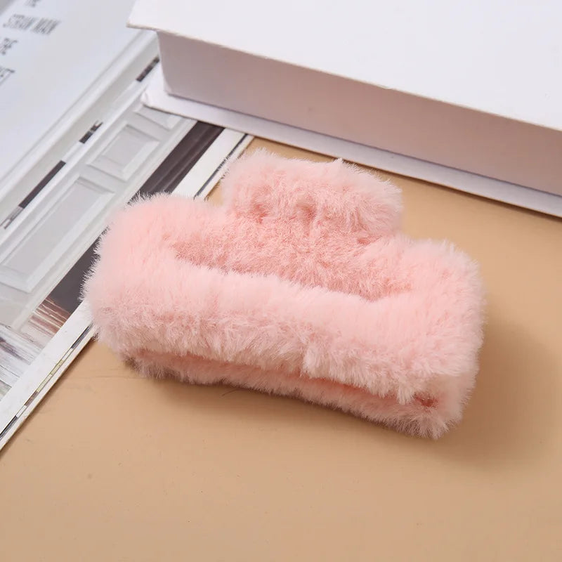 Winter Plush Square Hair Claw for Women Korean Elegant Acrylic Hairpins Faux Fur Hair Clip Pink Barrette Crab Hair Accessories