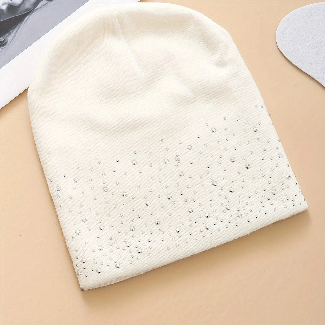 Winter women's hats - warm hats with diamond decorations, knitted hats for autumn fashion, suitable for students going to work