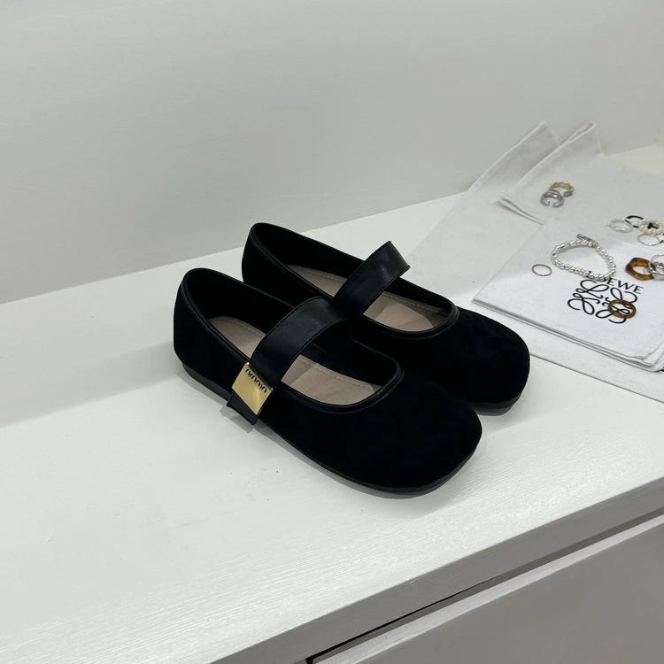Shallow Mouthed Flat Sole Single Shoe for Women 2025 New Spring and Autumn Soft Sole Bean Shoes Round Toe Retro Mary Jane Shoes