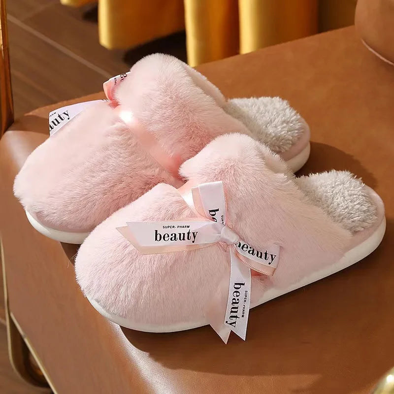 Winter Home Slippers for Couples Warm Plush Neutral Cartoon Cow Indoor Anti Slip Comfortable Cotton Slippers for Men and Women