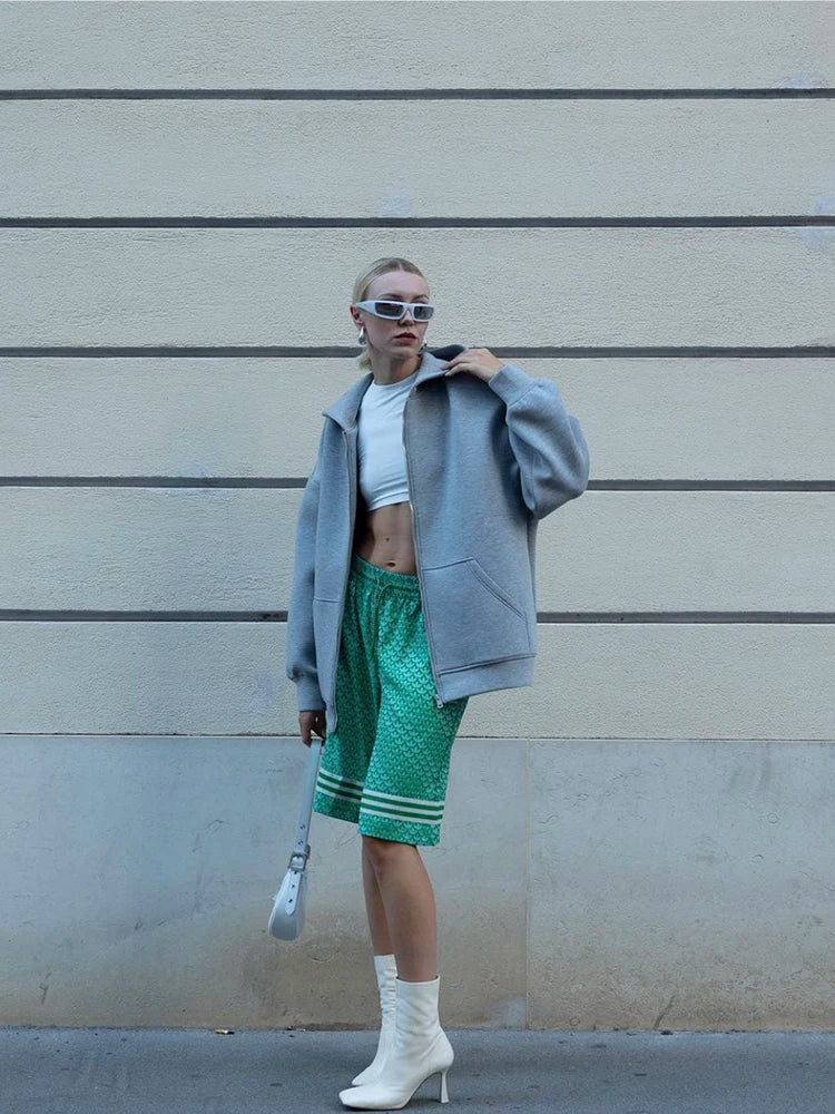 Women's Fashion Warm Hooded Jacket Fall and Winter Gray Long Sleeve Pocket Zipper Jacket Commuter Casual Women Jacket