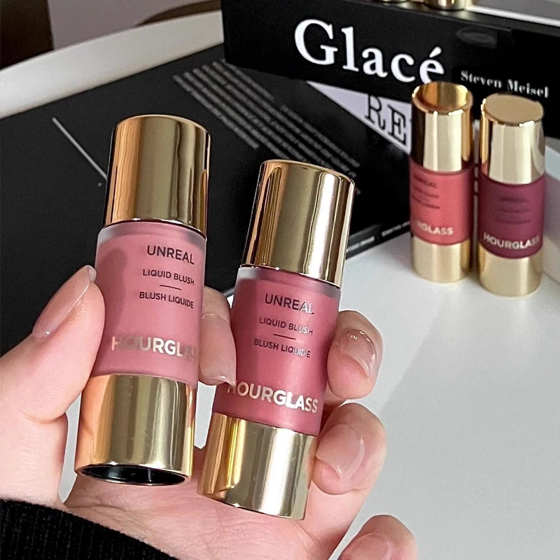 Makeup Lip Modify The Lip Shape Powder Blusher Increasing Complexion Making People Confident Concealer Making Skin Look Better