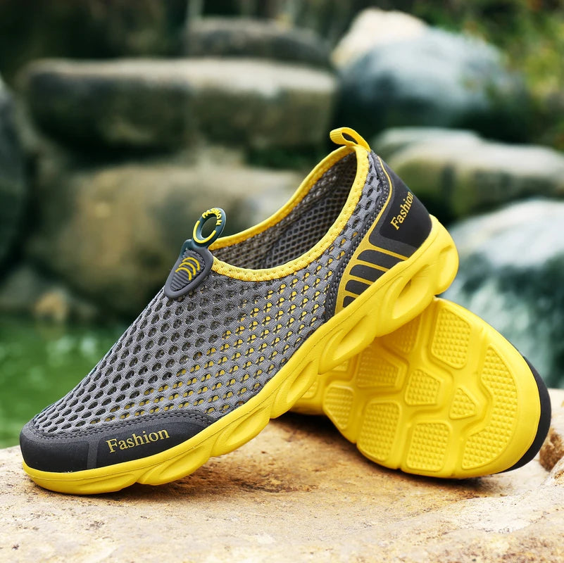 Men Jogging Shoes Casual Sneakers Outdoor Breathable Mesh Women Light Shock-absorption Black Tennis Men Water Shoes Yellow Shoes