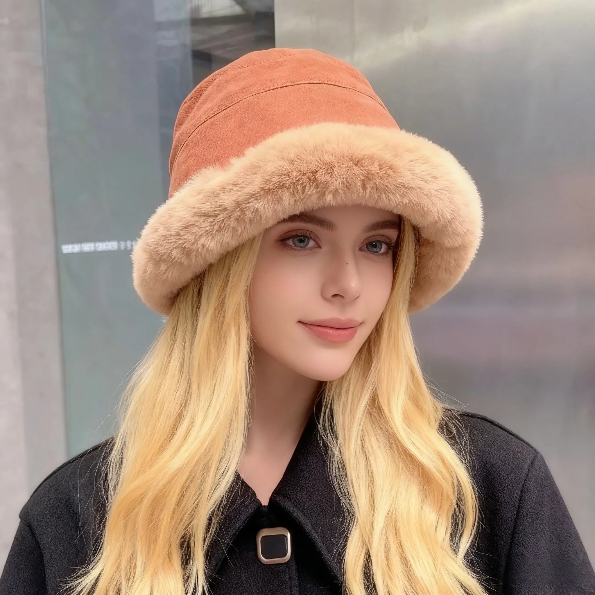 Women's winter outdoor fleece-lined warm hat, a fashionable winter accessory, Christmas and New Year gift, suitable for winter