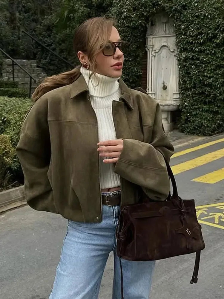 Women's Fashion Jacket Chic Street Fashion Coat: Elegant Women's Autumn Jacket with Loose Bat Sleeves for Youth