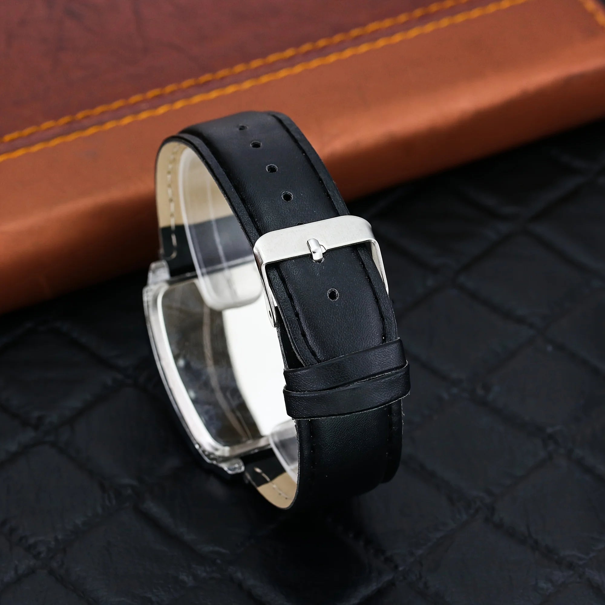 New Big Mouth Cartoon Watch for Men and Women Fashion Trend Wine Bucket Men and Women's Watch for Men and Women