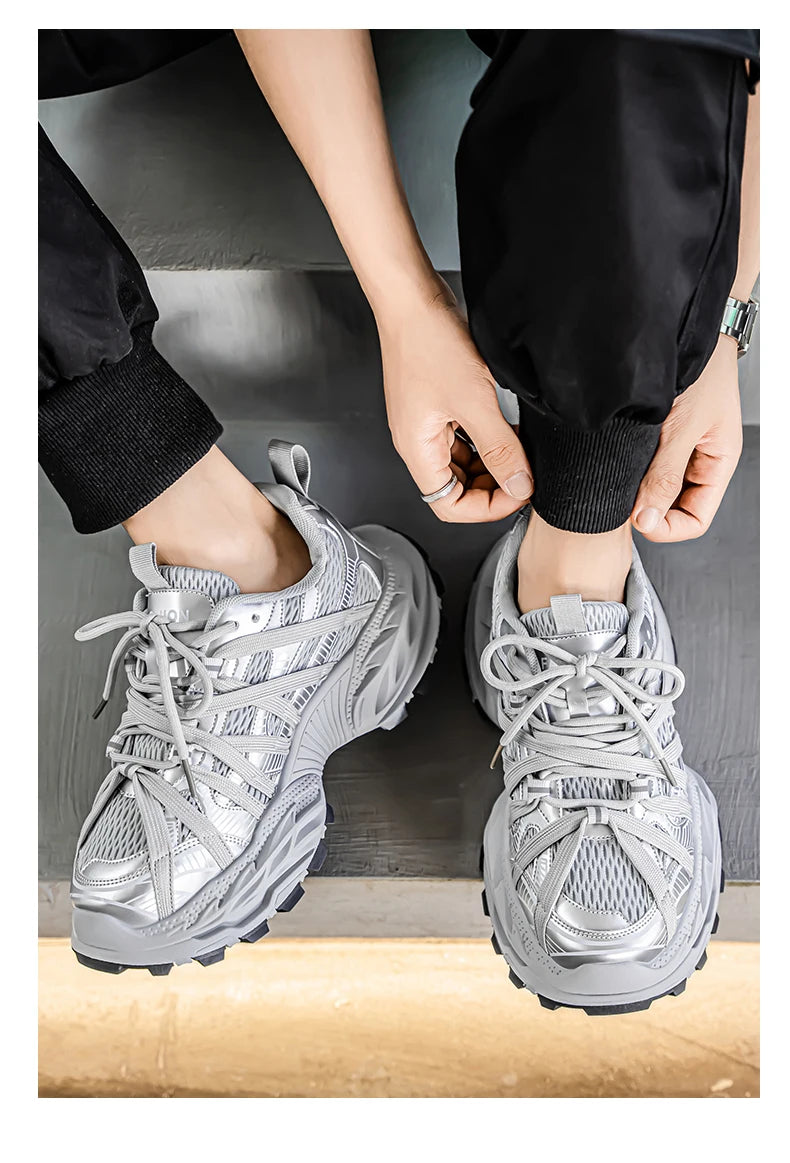 Men's Shoes Fashion White Sneakers For Men Lace up Skateboard Board Shoe Thick Sole Versatile Vulcanized Shoes Zapatillas Hombre