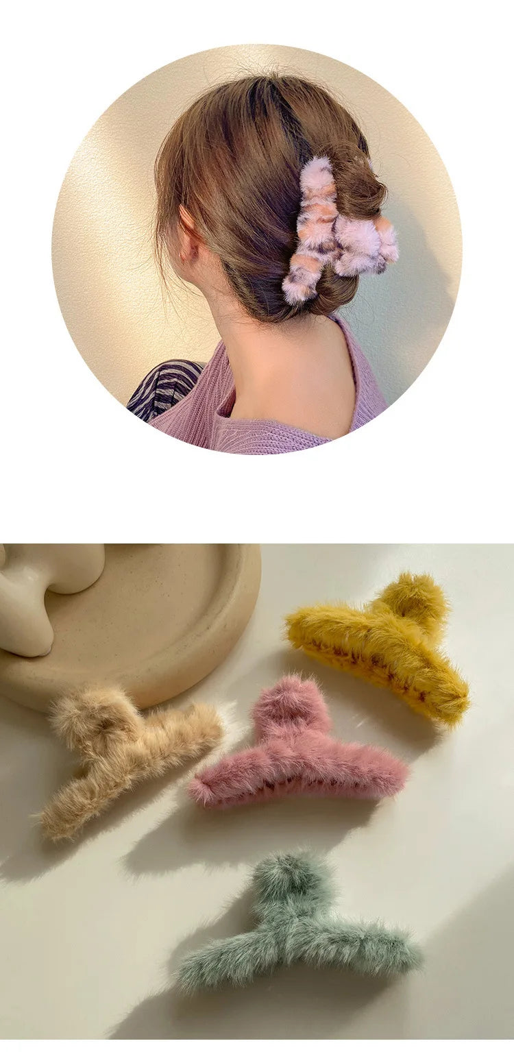 Winter Faux Fur Hair Claws for Women Elegant Acrylic Crab Barrette Hairpin Girls Hair Accessories Furry Headwear Hair Claw Clip