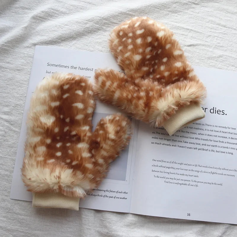 Winter Women's Japanese Plush Cute Printed Deer Dot Christmas Cloak Thickened Kawaii Deer Windproof Elk Shawl Jacket