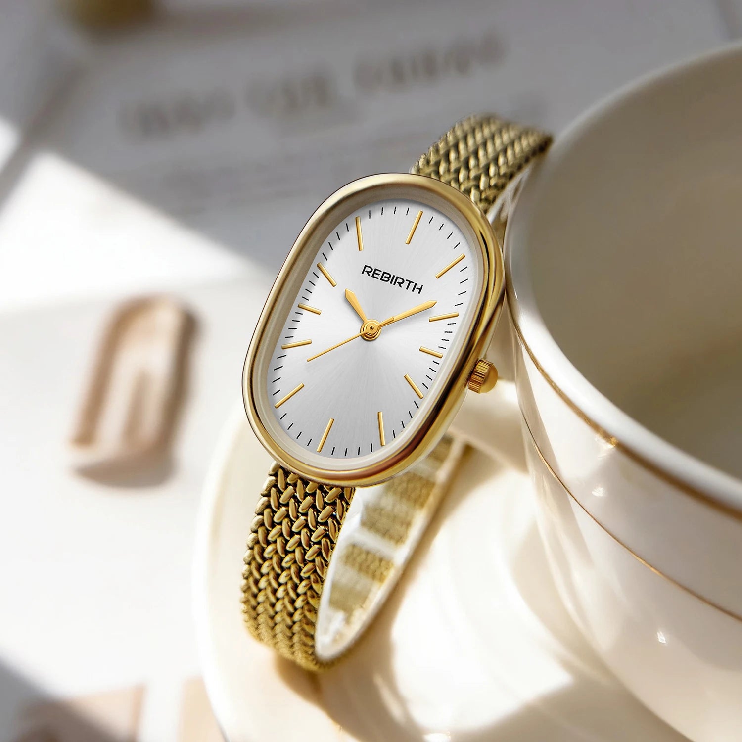 Women's Simple, Fashionable, Business-Like and Elegant Quartz Watch Is Suitable for Daily Wear