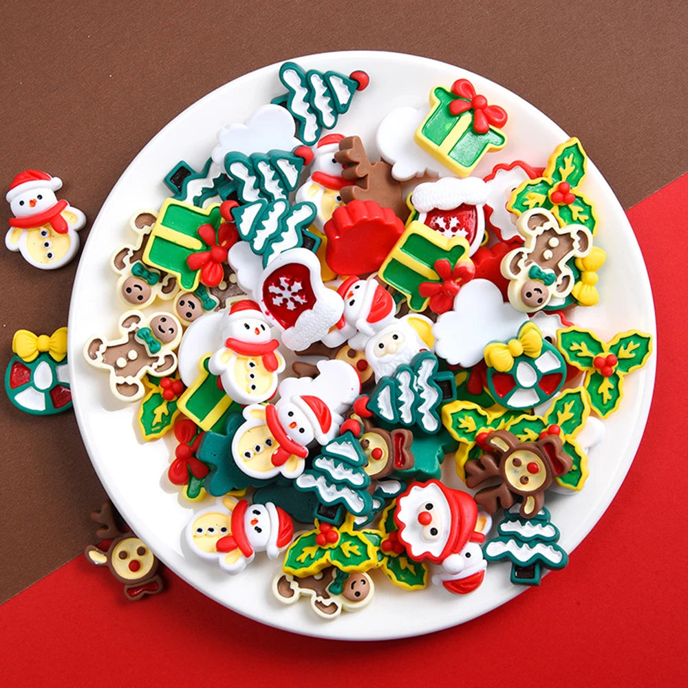 Mini Christmas Resin Figurine Crafts Santa Trees Elk Snowman Bells Flatback Cabochon Scrapbook Ornament Diy Hairwear Accessories