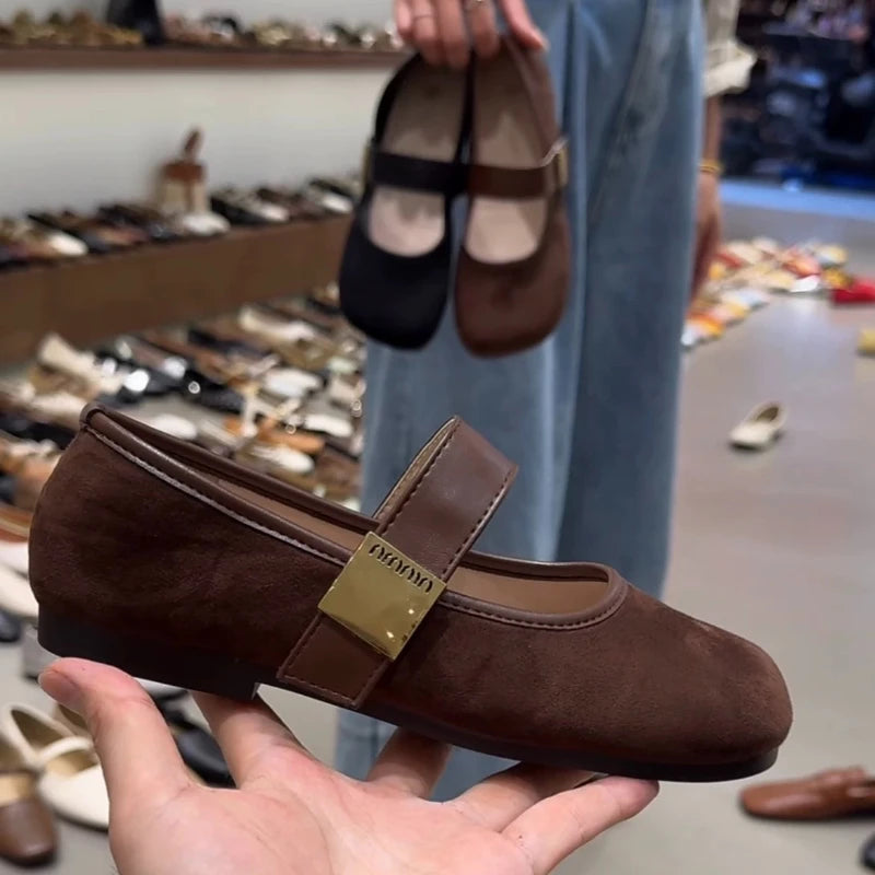 Shallow Mouthed Flat Sole Single Shoe for Women 2025 New Spring and Autumn Soft Sole Bean Shoes Round Toe Retro Mary Jane Shoes