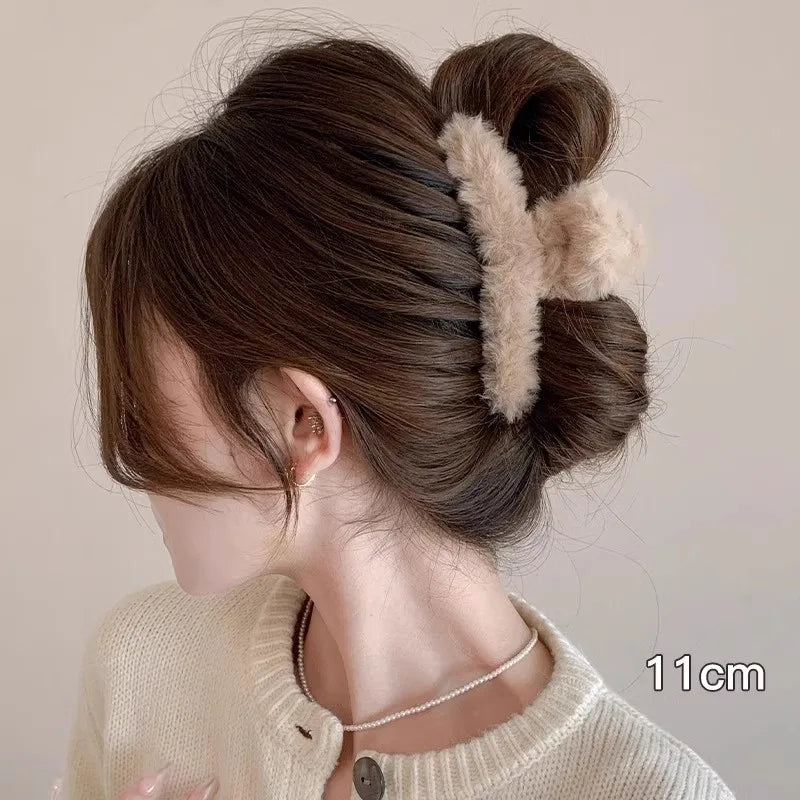 Winter Plush Hair Claw For Women Girls Sweet Hair Ornament Long Thich Hair Hairpin Headband Hair Clip Fashion Hair Accessories
