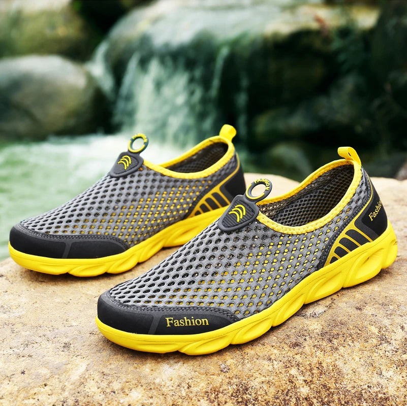 Men Jogging Shoes Casual Sneakers Outdoor Breathable Mesh Women Light Shock-absorption Black Tennis Men Water Shoes Yellow Shoes