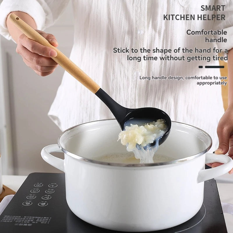 Kitchen utensil set with wooden handles, non-stick pans, food-grade cooking silicone storage set, baking and frying kitchen set