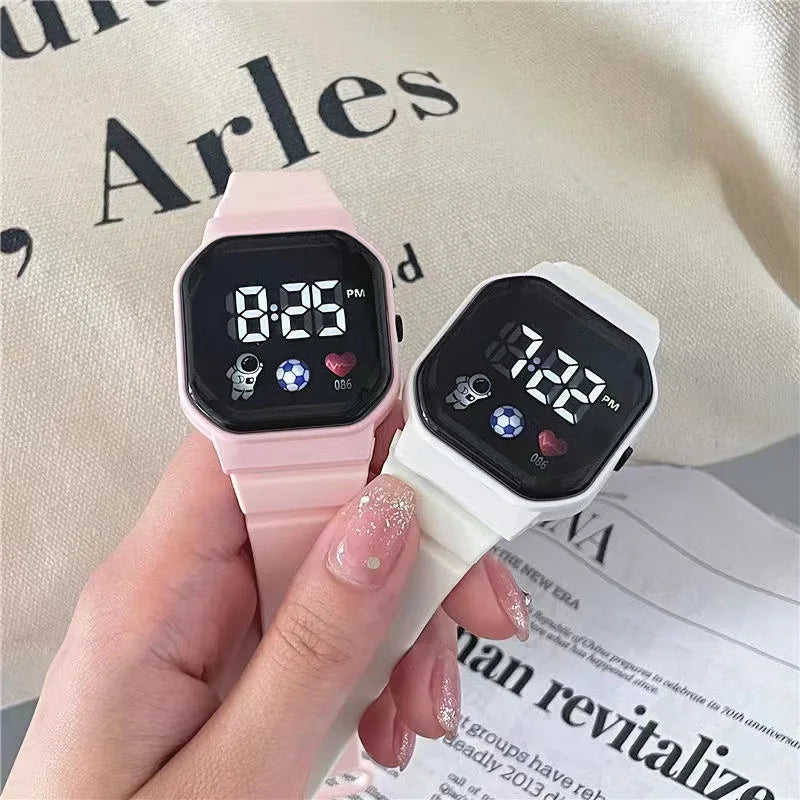 Sports Watch For Women And Men LED Electronic Digital Watch Fashion Casual Simple Silicone Female Watch Electronic Clock
